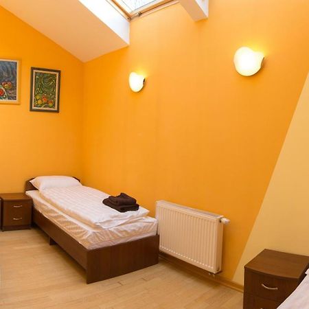 10 Rooms Lviv Exterior photo