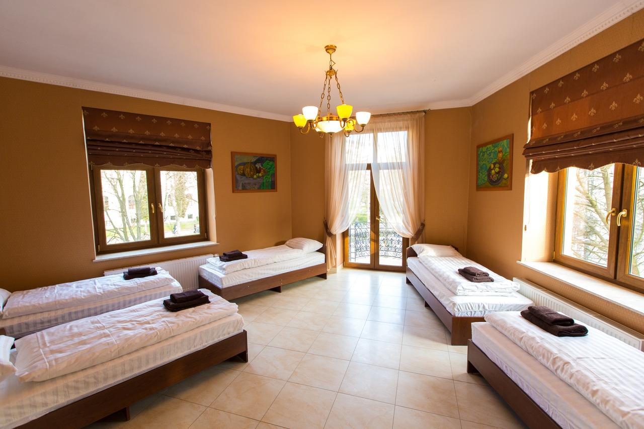 10 Rooms Lviv Exterior photo