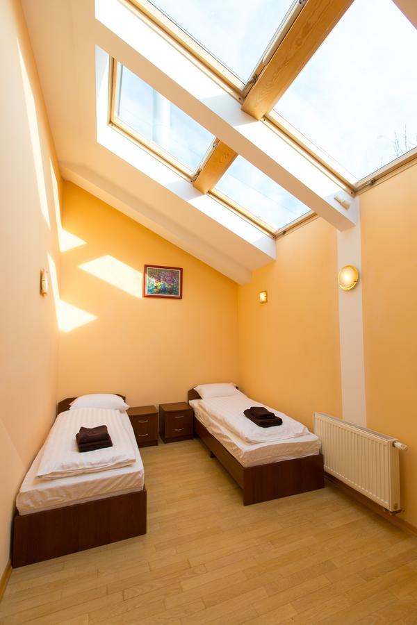 10 Rooms Lviv Exterior photo