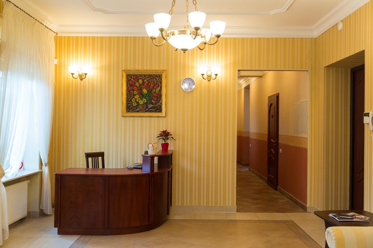 10 Rooms Lviv Exterior photo